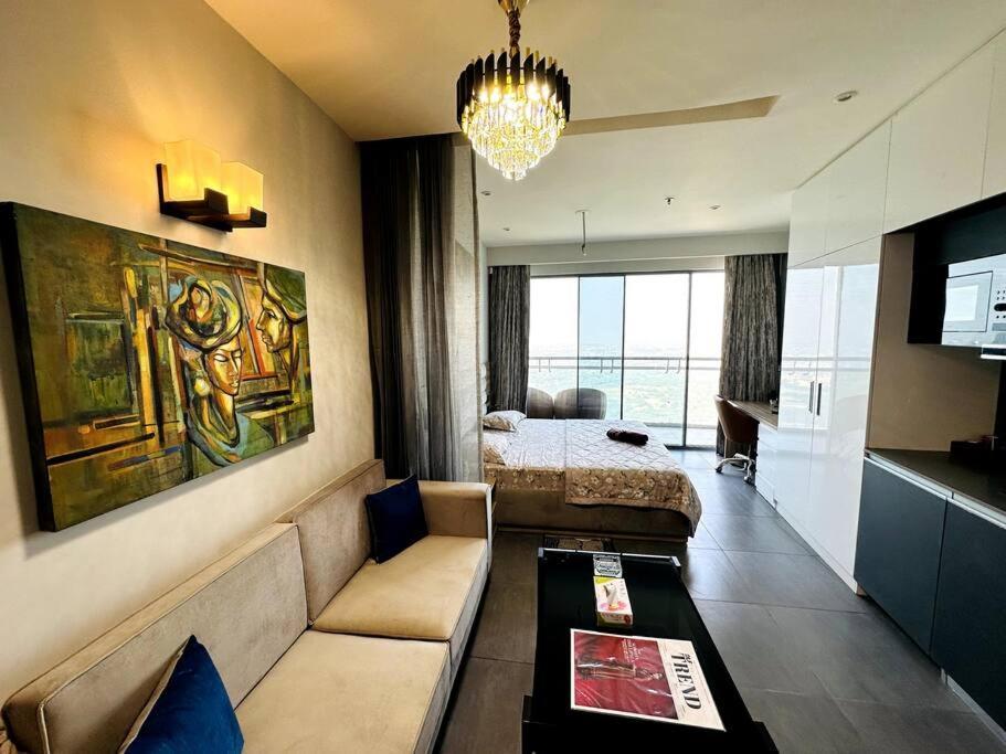 Cloud Stay@41St Floor Νόιντα Εξωτερικό φωτογραφία