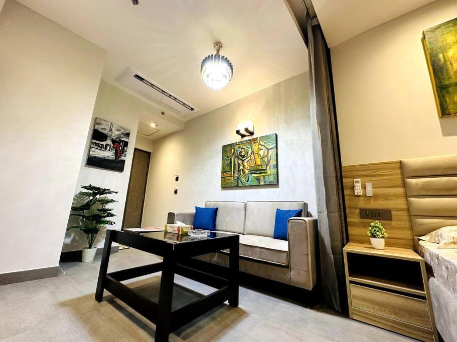 Cloud Stay@41St Floor Νόιντα Εξωτερικό φωτογραφία